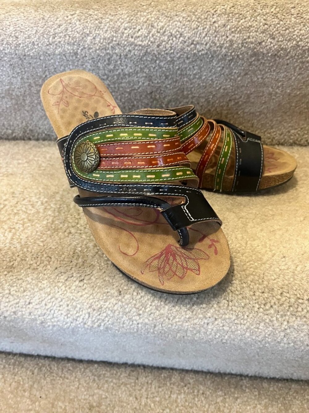 EUC L'Artiste by Spring step wedge sandals